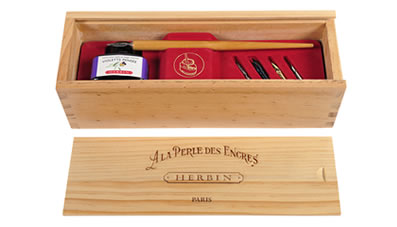 'La Perle des Encres' Wooden Box Set